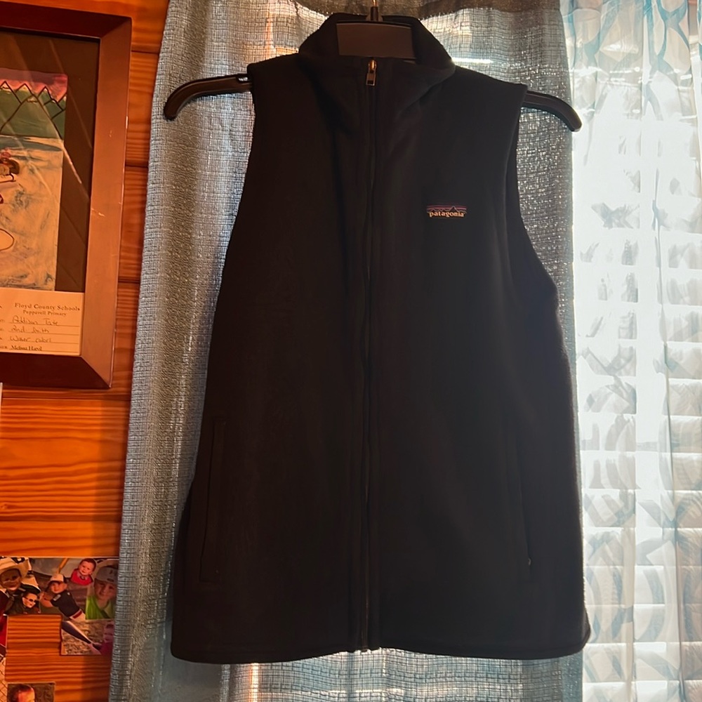Patagonia sweater vest dark charcoal/black